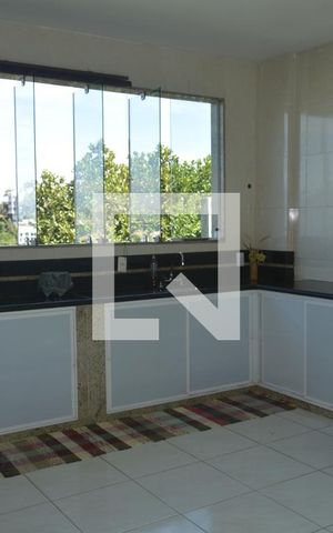 Casa para alugar com 350m², 5 quartos e 3 vagasCozinha