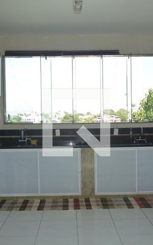 Casa para alugar com 350m², 5 quartos e 3 vagasCozinha