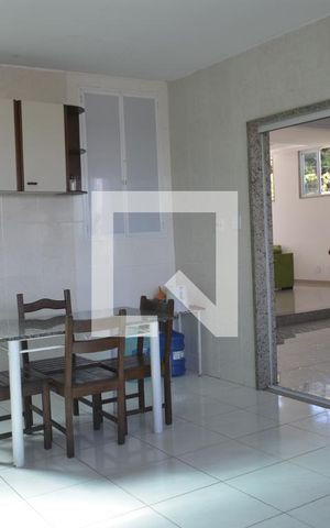 Casa para alugar com 350m², 5 quartos e 3 vagasCozinha