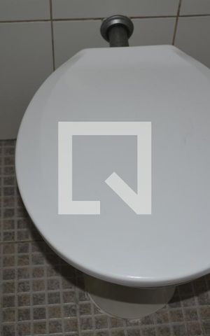 Casa para alugar com 350m², 5 quartos e 3 vagasBanheiro de Serviço