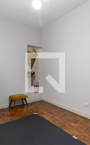 Casa à venda com 200m², 4 quartos e 1 vaga Casa à venda com 200m², 4 quartos e 1 vagaSuíte