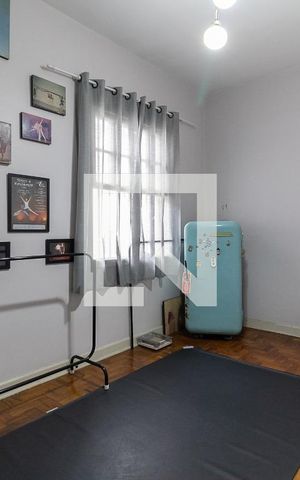 Casa à venda com 200m², 4 quartos e 1 vaga Casa à venda com 200m², 4 quartos e 1 vagaSuíte