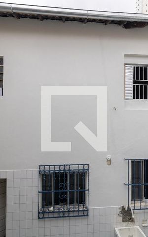 Casa à venda com 200m², 4 quartos e 1 vaga Casa à venda com 200m², 4 quartos e 1 vagaVista da Suíte