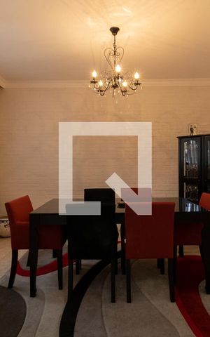 Casa à venda com 200m², 4 quartos e 1 vaga Casa à venda com 200m², 4 quartos e 1 vagaSala de Jantar