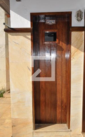 Casa à venda com 500m², 5 quartos e 5 vagasSaúna