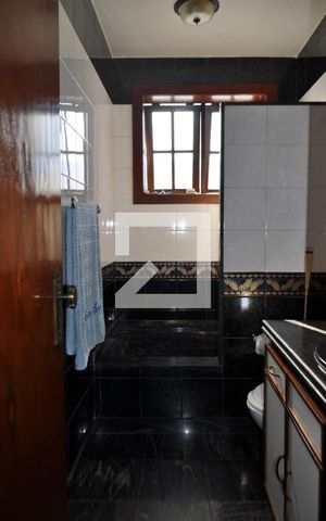 Casa à venda com 500m², 5 quartos e 5 vagasBanheiro Social