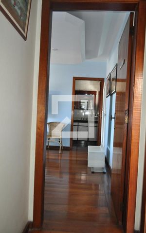 Casa à venda com 500m², 5 quartos e 5 vagasCorredor