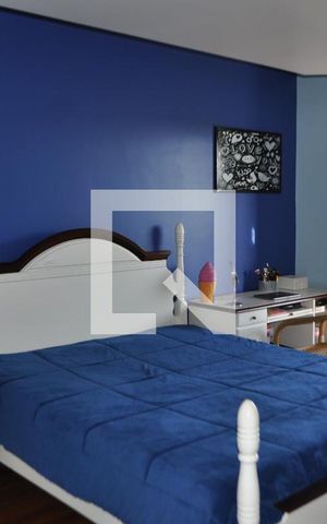 Casa à venda com 500m², 5 quartos e 5 vagasQuarto 2 - Armários