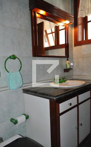 Casa à venda com 500m², 5 quartos e 5 vagasBanheiro da Suíte 2