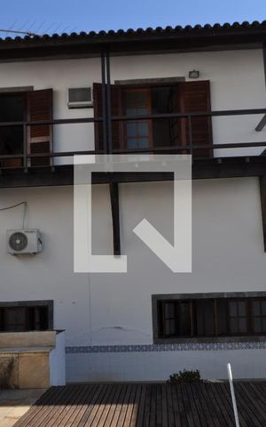 Casa à venda com 500m², 5 quartos e 5 vagasFachada Traseira