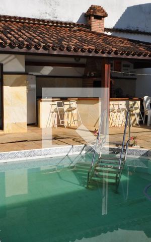 Casa à venda com 500m², 5 quartos e 5 vagasPiscina