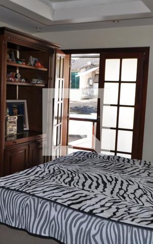 Casa à venda com 500m², 5 quartos e 5 vagasQuarto 4 - Armários
