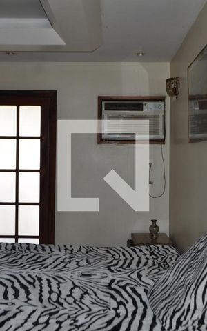 Casa à venda com 500m², 5 quartos e 5 vagasQuarto 4 - Armários