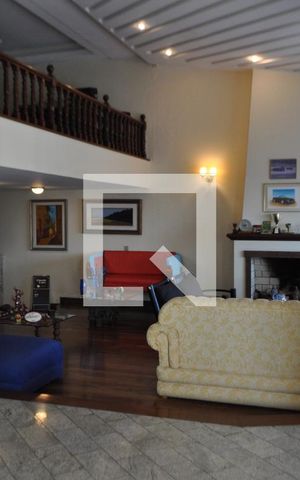 Casa à venda com 500m², 5 quartos e 5 vagasSala de Estar