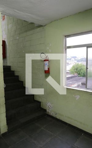 Apartamento à venda com 45m², 2 quartos e 1 vagaEscada