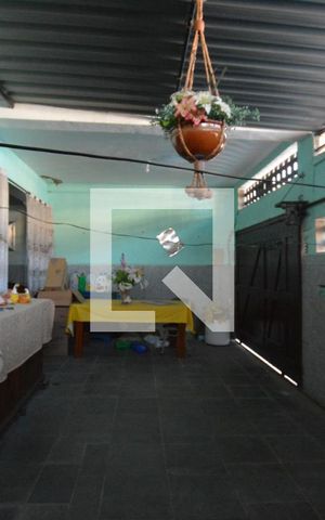Casa à venda com 250m², 2 quartos e 3 vagasGaragem