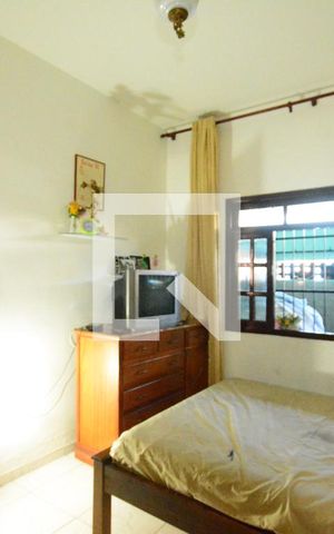 Casa à venda com 250m², 2 quartos e 3 vagasQuarto 1