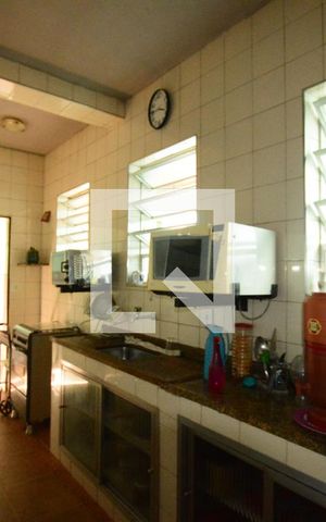 Casa à venda com 250m², 2 quartos e 3 vagasCozinha