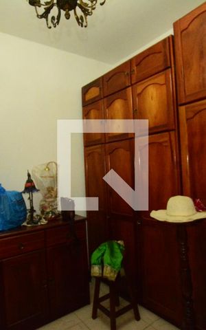 Casa à venda com 250m², 2 quartos e 3 vagasQuarto 2