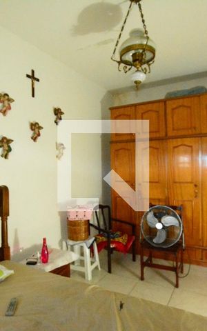 Casa à venda com 250m², 2 quartos e 3 vagasQuarto 1