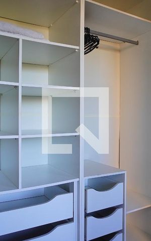 Apartamento à venda com 40m², 1 quarto e 1 vagaSala - Quarto - Closet