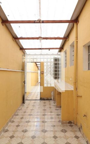 Casa para alugar com 100m², 3 quartos e 1 vagaQuintal