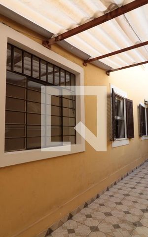 Casa para alugar com 100m², 3 quartos e 1 vagaQuintal