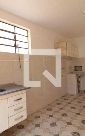 Casa para alugar com 100m², 3 quartos e 1 vagaCozinha