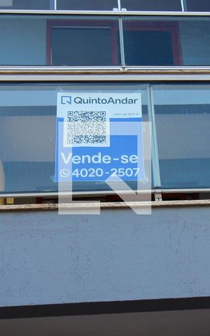 Casa à venda com 276m², 4 quartos e 3 vagas Casa à venda com 276m², 4 quartos e 3 vagasFachada