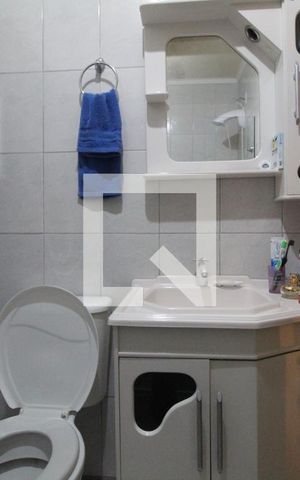 Casa de condomínio à venda com 74m², 2 quartos e 2 vagasBanheiro