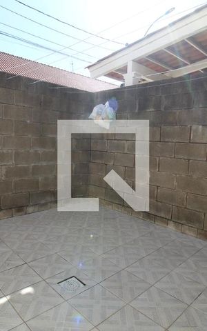 Casa de condomínio à venda com 74m², 2 quartos e 2 vagasPátio dos Fundos
