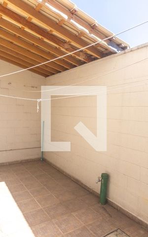 Casa de condomínio à venda com 106m², 3 quartos e 2 vagas Casa de condomínio à venda com 106m², 3 quartos e 2 vagasQuintal