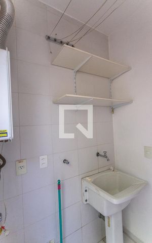 Casa de condomínio à venda com 106m², 3 quartos e 2 vagas Casa de condomínio à venda com 106m², 3 quartos e 2 vagasÁrea de serviço