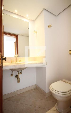 Apartamento à venda com 478m², 3 quartos e 4 vagasBanheiro