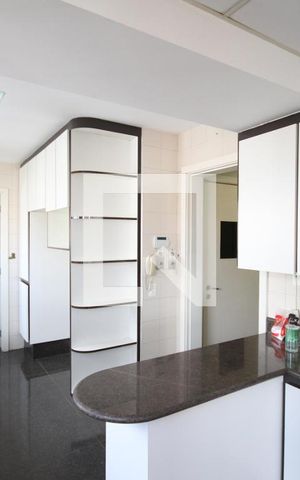 Apartamento à venda com 478m², 3 quartos e 4 vagasCozinha