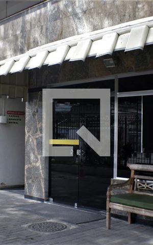 Apartamento à venda com 97m², 2 quartos e 1 vagaFachada e portaria