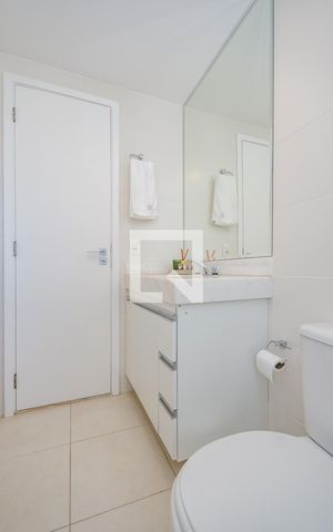 Apartamento para alugar com 70m², 2 quartos e 2 vagas Apartamento para alugar com 70m², 2 quartos e 2 vagasBanheiro Social