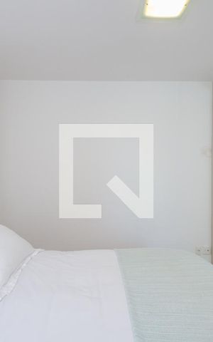 Apartamento para alugar com 70m², 2 quartos e 2 vagas Apartamento para alugar com 70m², 2 quartos e 2 vagasSuíte