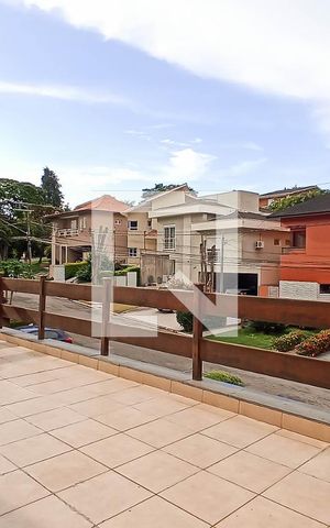 Casa de condomínio para alugar com 400m², 4 quartos e 4 vagas Casa de condomínio para alugar com 400m², 4 quartos e 4 vagasVaranda suíte