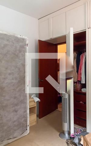 Casa de condomínio para alugar com 400m², 4 quartos e 4 vagas Casa de condomínio para alugar com 400m², 4 quartos e 4 vagasQuarto 2