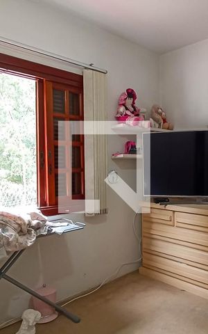 Casa de condomínio para alugar com 400m², 4 quartos e 4 vagas Casa de condomínio para alugar com 400m², 4 quartos e 4 vagasQuarto 2