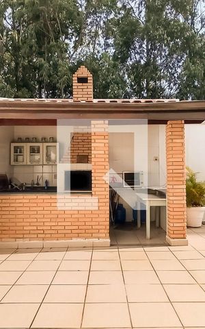 Casa de condomínio para alugar com 400m², 4 quartos e 4 vagas Casa de condomínio para alugar com 400m², 4 quartos e 4 vagasPiscina e área gourmet