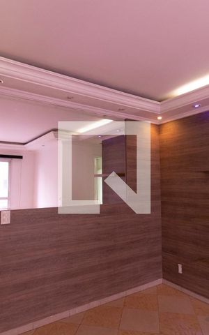 Apartamento para alugar com 45m², 2 quartos e 1 vaga Apartamento para alugar com 45m², 2 quartos e 1 vagaSala de Estar / Jantar