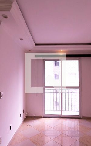 Apartamento para alugar com 45m², 2 quartos e 1 vaga Apartamento para alugar com 45m², 2 quartos e 1 vagaSala de Estar / Jantar