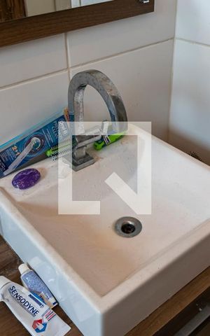 Apartamento à venda com 74m², 2 quartos e sem vagaBanheiro