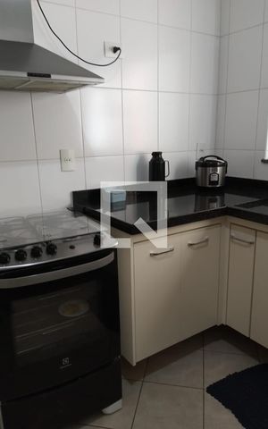 Casa à venda com 168m², 3 quartos e 3 vagas Casa à venda com 168m², 3 quartos e 3 vagasCozinha