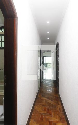 Casa para alugar com 260m², 3 quartos e 1 vagaCorredor