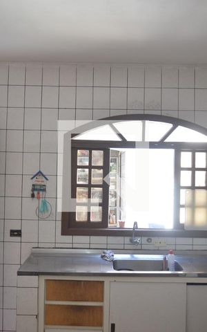 Casa à venda com 129m², 3 quartos e 2 vagasCozinha