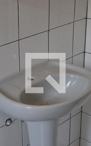 Casa à venda com 129m², 3 quartos e 2 vagasBanheiro Social