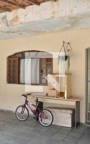 Casa à venda com 129m², 3 quartos e 2 vagasGaragem